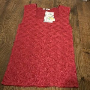 Sleeveless dressy tank